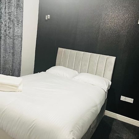 The Pleasant House Hotell Manchester Exteriör bild