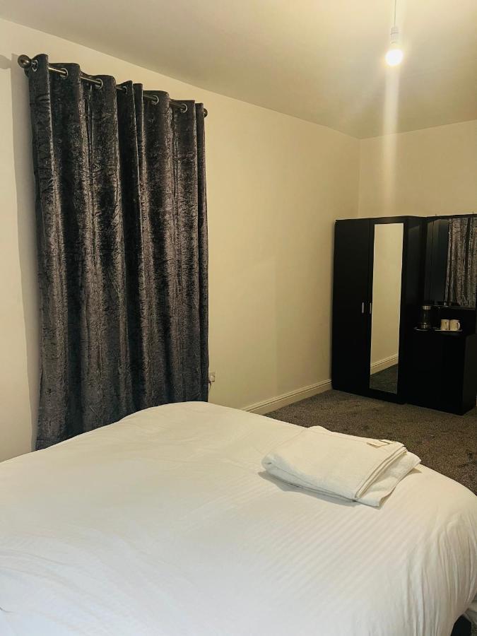 The Pleasant House Hotell Manchester Exteriör bild