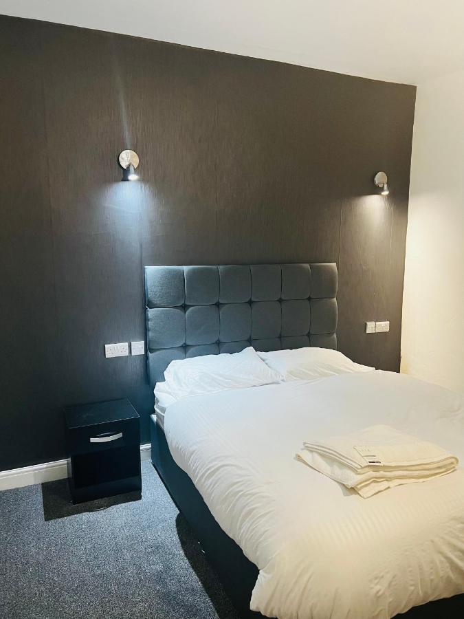 The Pleasant House Hotell Manchester Exteriör bild